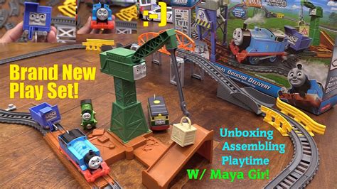 Thomas Friends Thomas Dockside Delivery Trackmaster Play Set Unboxing And Playtime Youtube