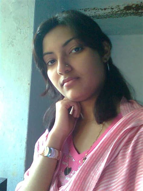 Desi Girl - DesiComments.com