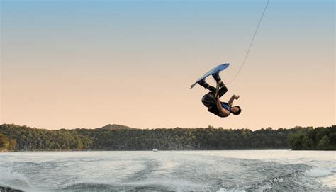 Volcano Watersports - Wakeboard, Wakesurf, Waterski, Tubing - Volcano
