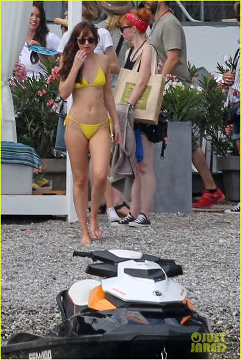 Shirtless Jamie Dornan And Bikini Clad Dakota Johnson Film Fifty Shades