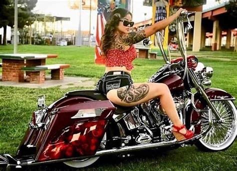 Pin By Kathleen Tirico On Accentwalls In 2020 Motorcycle Girl Harley