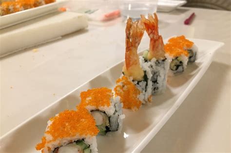 Tak jarang kita ingin mencoba membuat donat gula sendiri di rumah. Cara mudah membuat sushi di rumah dengan bahan seadanya ...