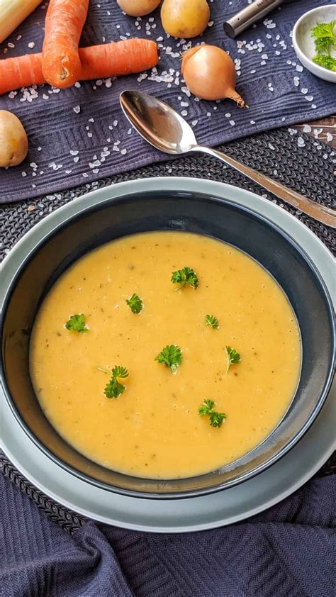 Omas Kartoffelsuppe mit oder ohne Würstchen Instakoch de