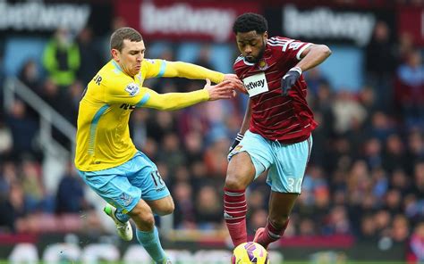 West Ham Transfer News Bilic Confirms Hammers Are Still In The Hunt For Alex Song London