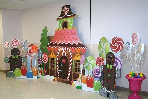 Creative Gingerbread Christmas Decoration Ideas 31 Candyland Party