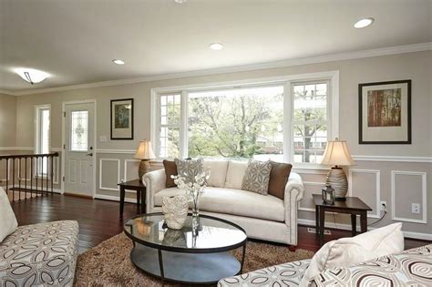 When talking about chair rail ideas, it's not actually talking about a rail for a chair. Chair Rail Idea for Living Room Lovely 103 Best Living ...