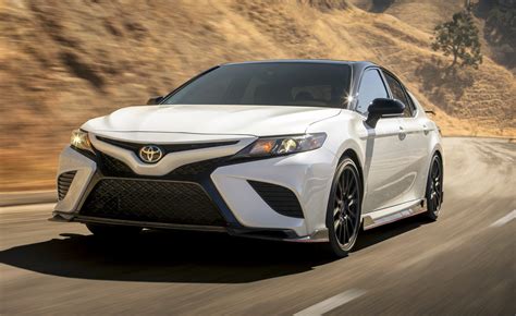 2020 Toyota Camry Test Drive Review Cargurus