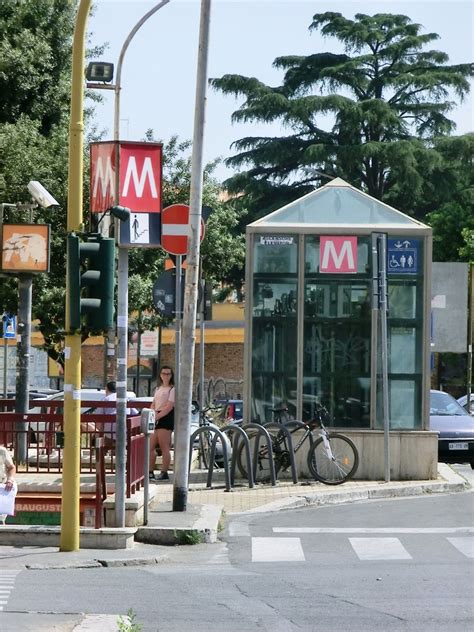 Station De Métro Subaugusta Rome 1980 Structurae