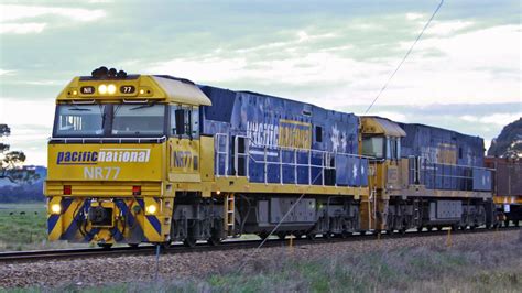 Australia Freight Trains At Cootamundra Train Video Poconos Train