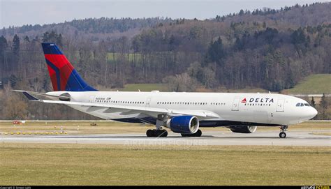 N851nw Delta Air Lines Airbus A330 200 At Zurich Photo Id 1040023