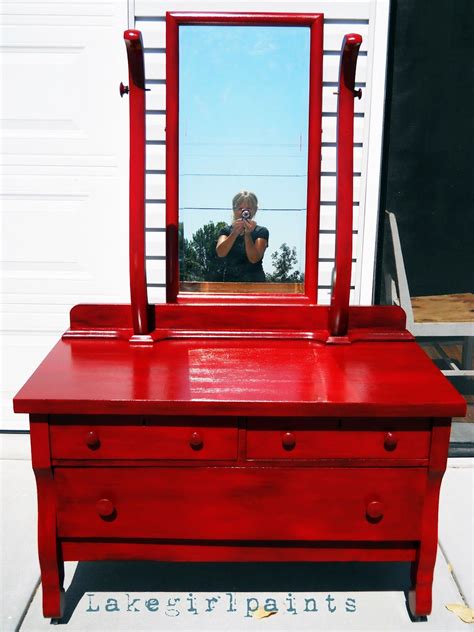 High Shine Red Is Awesome Redo Furniture Red Painted Furniture Red