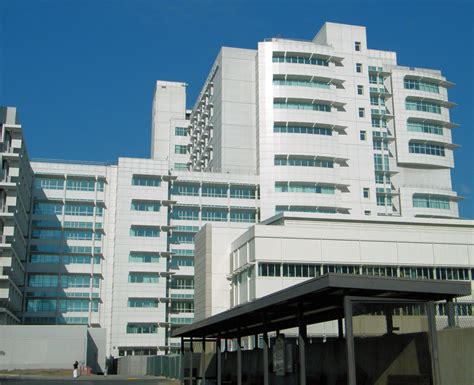 Fileuc Davis Medical Center Wikimedia Commons