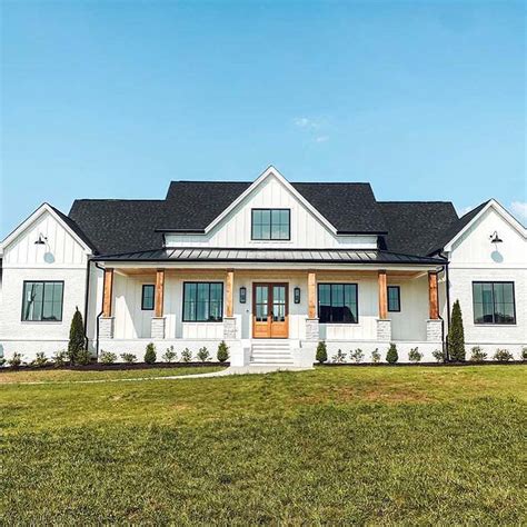 House Plan 41419 Farmhouse Style With 2508 Sq Ft 4 Bed 3 Bath 1