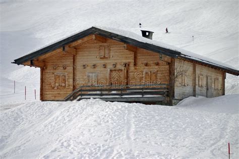 Snow Hut Stock Image Image Of Accommodation Mountain 7881233