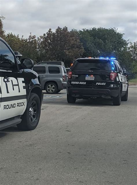 Man With Gun Apprehended At Round Rock Hospital Kxan Austin