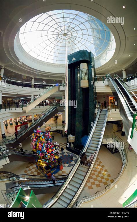 Qatar Doha City Centre Mall Stock Photo Alamy