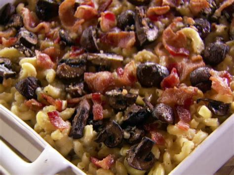 Ree's mac and cheese recipe is pretty straightforward. Fancy Mac and Cheese | Recipe | Fancy mac, cheese, Food ...