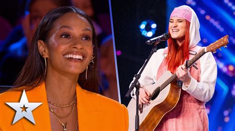 Honey Scott Wows The Judges With Original Song Auditions Bgt 2022 Youtube