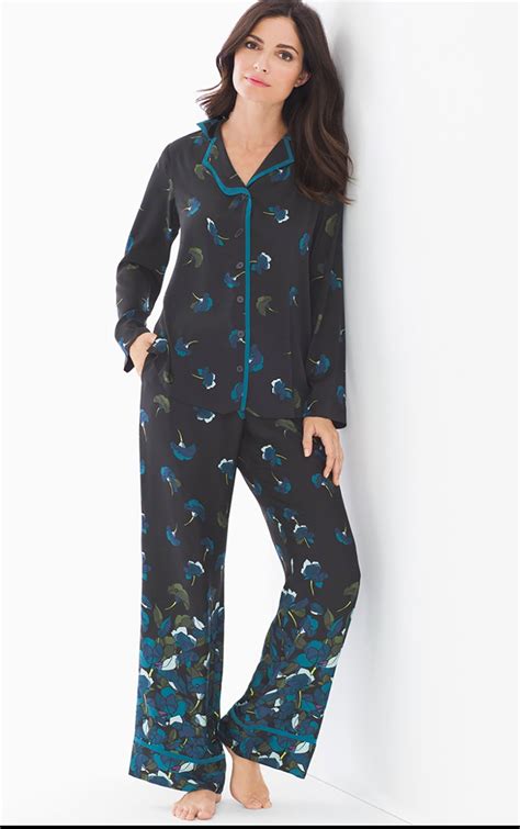 22 Cozy Pairs Of Pajamas For Winter Stylecaster