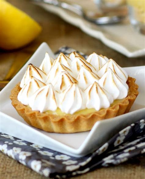Mini Lemon Meringue Pie Recipe — Eatwell101