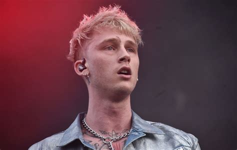 1 day ago · gets into a squabble with mgk. Machine Gun Kelly scores first Billboard Number One album ...