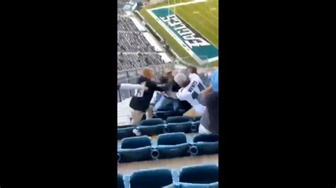 Video Philadelphia Eagles Fans Brawl At Lincoln Financial Field