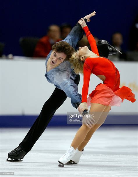 Russias Elena Berezhnaya And Anton Sikharulidze Won The Gold Medal