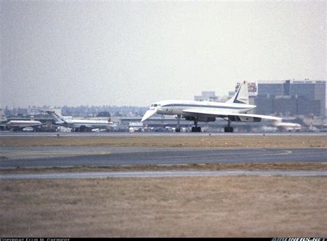 The Story Behind This Amazing Image Concorde At Lax In A Visual
