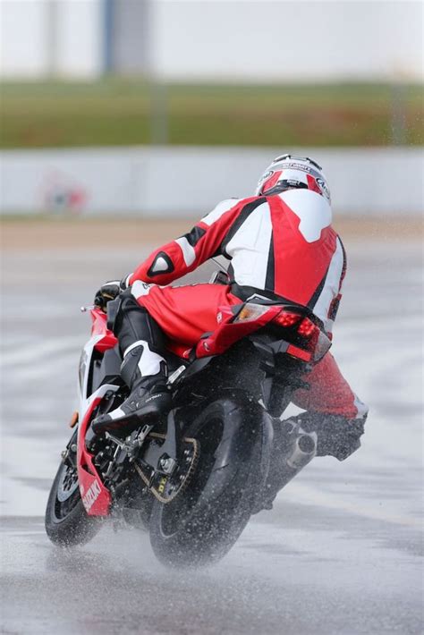 Some motorcycle training schools are set up to offer further training or advanced riding courses that focus on specific areas, such as commuting, country roads or slow you'll leave equipped with loads of great knowledge and techniques to help you improve your riding and minimise the risks out there. Riding Motorcycles in the Rain Tips | 8 Essential Techniques