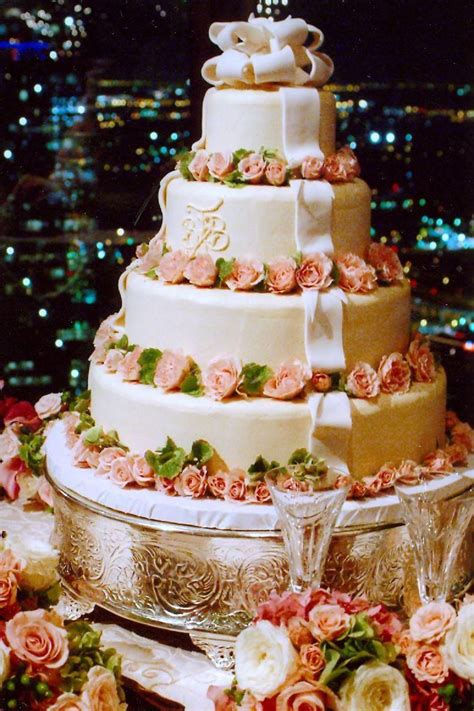The Best Local Wedding Cake Bakeries In The South Wedding Cake Videos