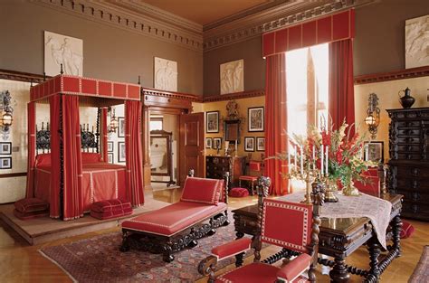 The white house kitchen is able to serve dinner to as many as 140 guests and hors d'oeuvres to more than 1,000. Visit Biltmore House | Biltmore