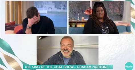 Elliot page postet auf instagram stolz ein bild von sich in badehose. 2021 - Alison Hammond ist beschämt, nachdem sie Graham ...