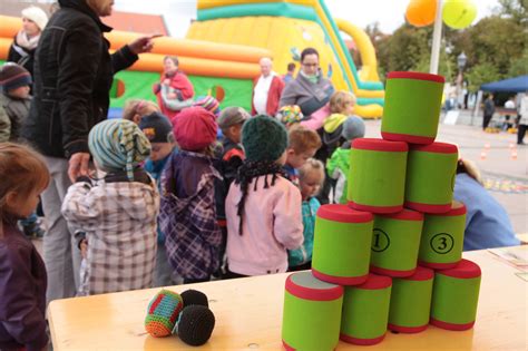 Zahlen mehrere anspruchsberechtigte personen dem kind unterhaltsrenten, wird das kindergeld derjenigen person gewährt, die dem kind laufend die höchste unterhaltsrente zahlt. Kindergeld wird auch in 2016 weiter gezahlt - BBGLIVE