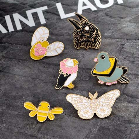 1pc Brooches And Pins Eagle Butterfly Bee Duck Bird Animal Brooch Animal