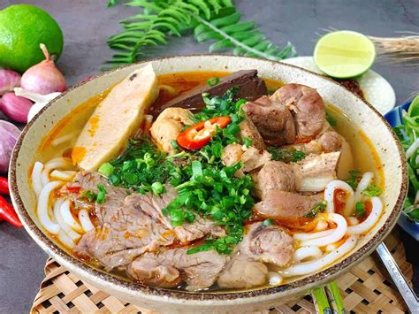 Top 7 Món ăn Truyền Thống Việt Nam đậm đà Bản Sắc