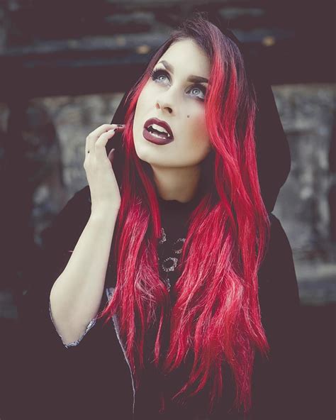Pin On Goth Girl Photography Images
