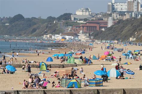 Uk Weather Britons Bask In Glorious Sun On Whats Set To Be The Hottest Easter Break In 70