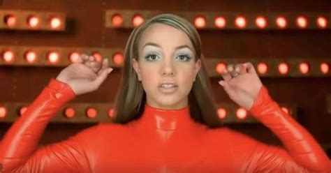 oops … i did it again britney spears makes fans experience the mandela effect meaww