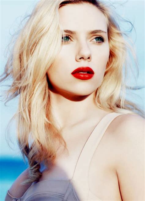 Scarlett Johansson Pink Hair