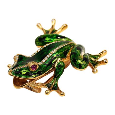 Green Enamel Gold Frog Brooch With Ruby Eyes At 1stdibs