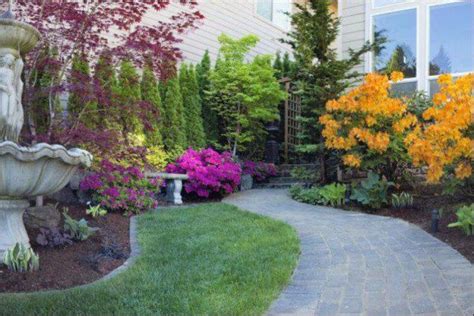 Landscaping With Evergreens 17 Ideas