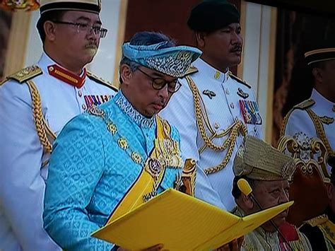 Nah silakan anda download saja lagu sultan malaysia yang telah saya sajikan ini dan semoga lagu tersebut menjadi sebuah lagu penghibur anda semua, dan dari saya apa bila anda kesalahan kata atau tulisan saya minta maaf ya sobat. Sultan of Pahang sworn in as the 16th Yang di-Pertuan ...