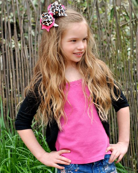 Pose Child Modeling Mag Junior Fashion Experts Lanas Tip Of The Week