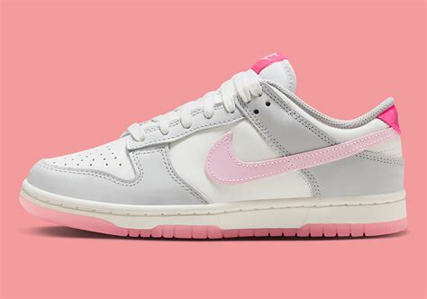 The Womens Nike Dunk Low “520” Receives Grey And Pink Accents