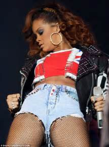 V Festival 2011 Rihanna Shows Off Her Enviable Legs In Teeny Hotpants