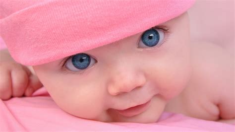 Cute Baby Wallpapers Hd On Wallpapersafari Riset