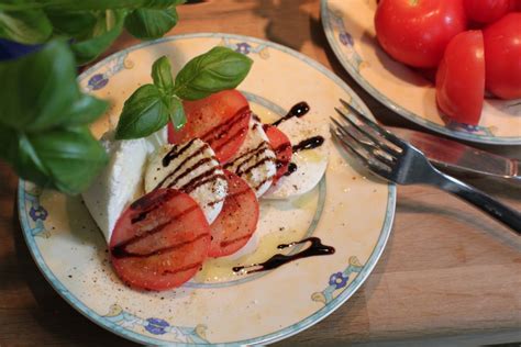 Fotoğraf meyve tabak yemek Gıda salata Akdeniz kırmızı üretmek