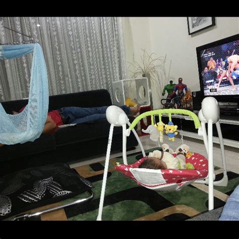 Mereka sepakat untuk memilih nama nur latifah chantiq hanania dan bayi comel itu boleh mula dipanggil dengan nama pendek, chantiq. Anak Johan Dan Ozlyn / Infojelita: Gambar-Gambar Karenah ...