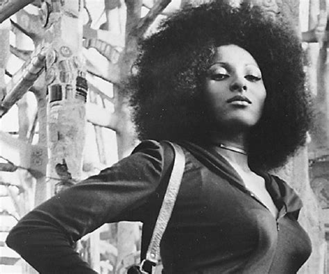 Foxy Icon Pam Grier Has A Biopic Coming To The Big Screen The Source