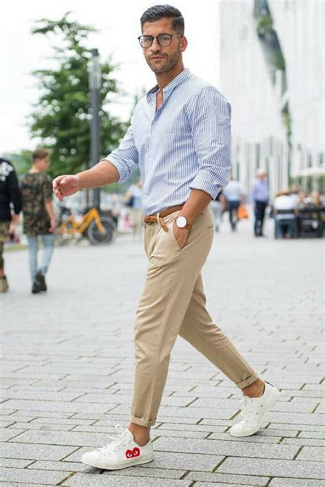 7 Timeless Outfit Formulas For Men That Will Never Go Out ... 7 amazing outfit grid instagram accounts all men should follow.